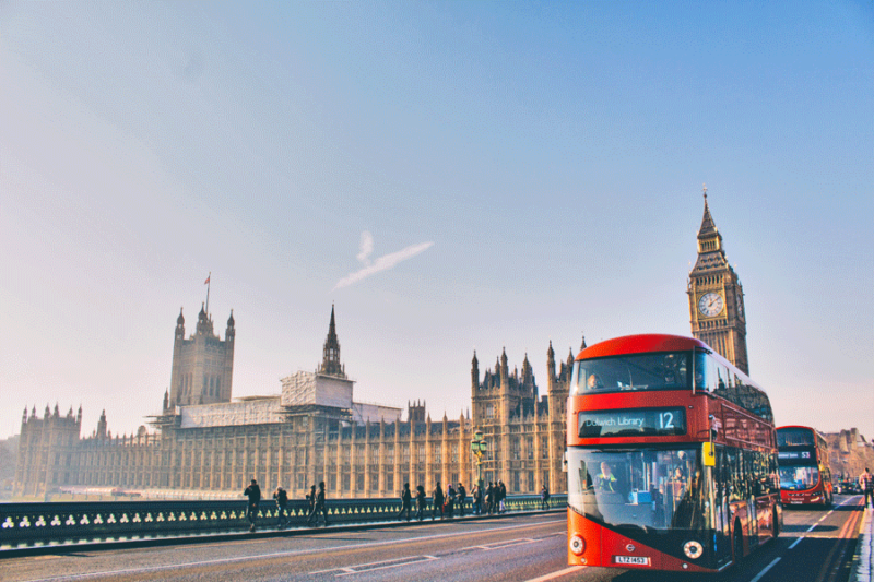 move to england from the USA